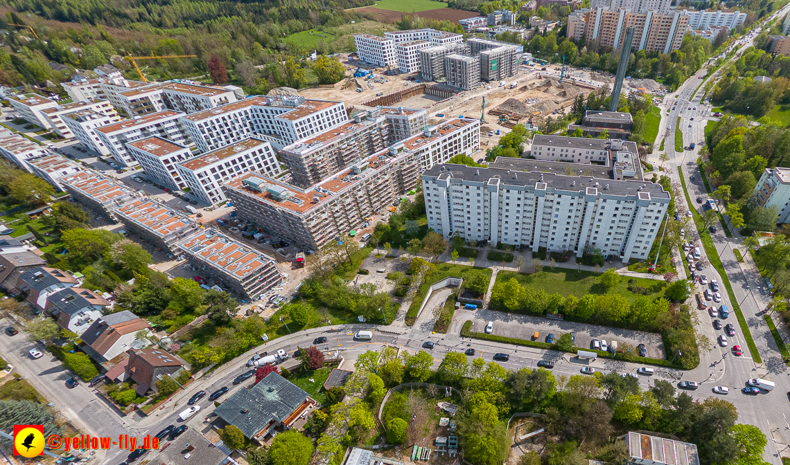 04.05.2023 - Luftbilder vom Alexisqaurtier und Pandion Verde in Neuperlach